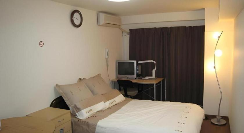 Hotel Hilltop 2*